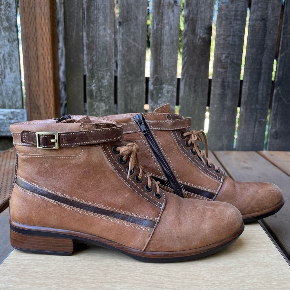 Naot Wm’s Kona Leather Lace Up Ankle Boots in Tan/Brown Sz 39 EU/ 8-8.5 US